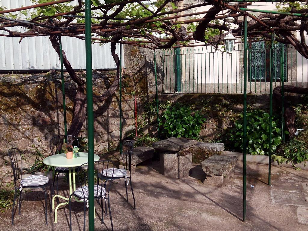 バーニョス・デ・モンテマヨールCasa Jardin De La Plataアパートメント エクステリア 写真